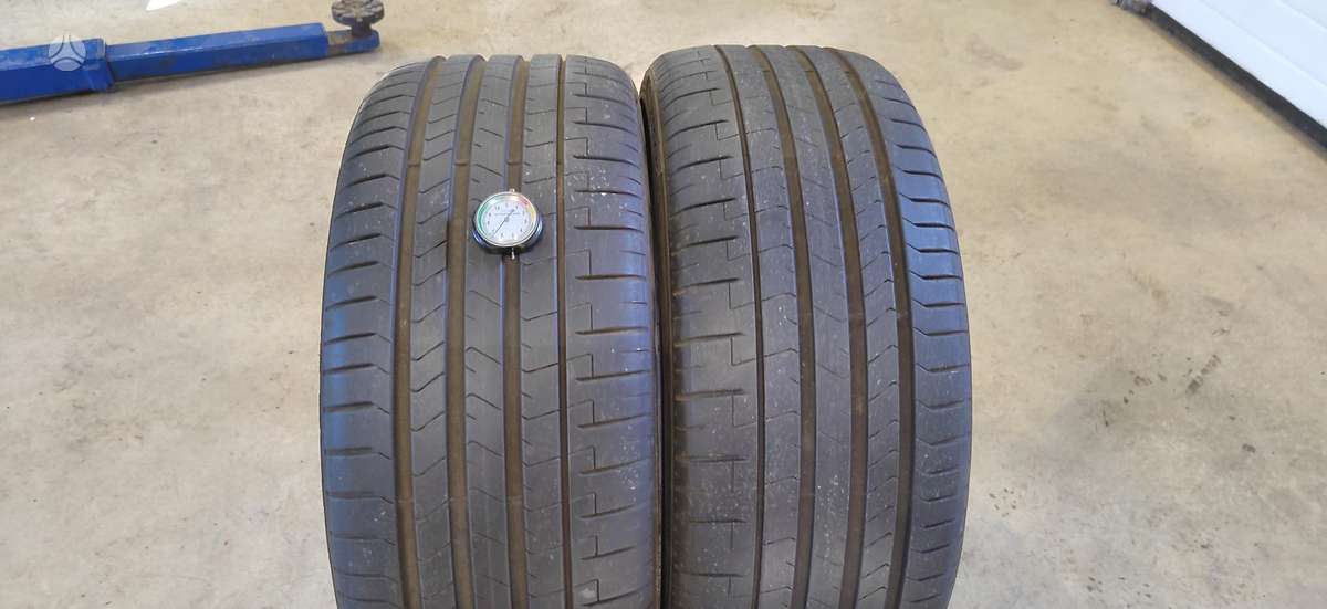 Pirelli P Zero PZ4, летние 205/40 R18