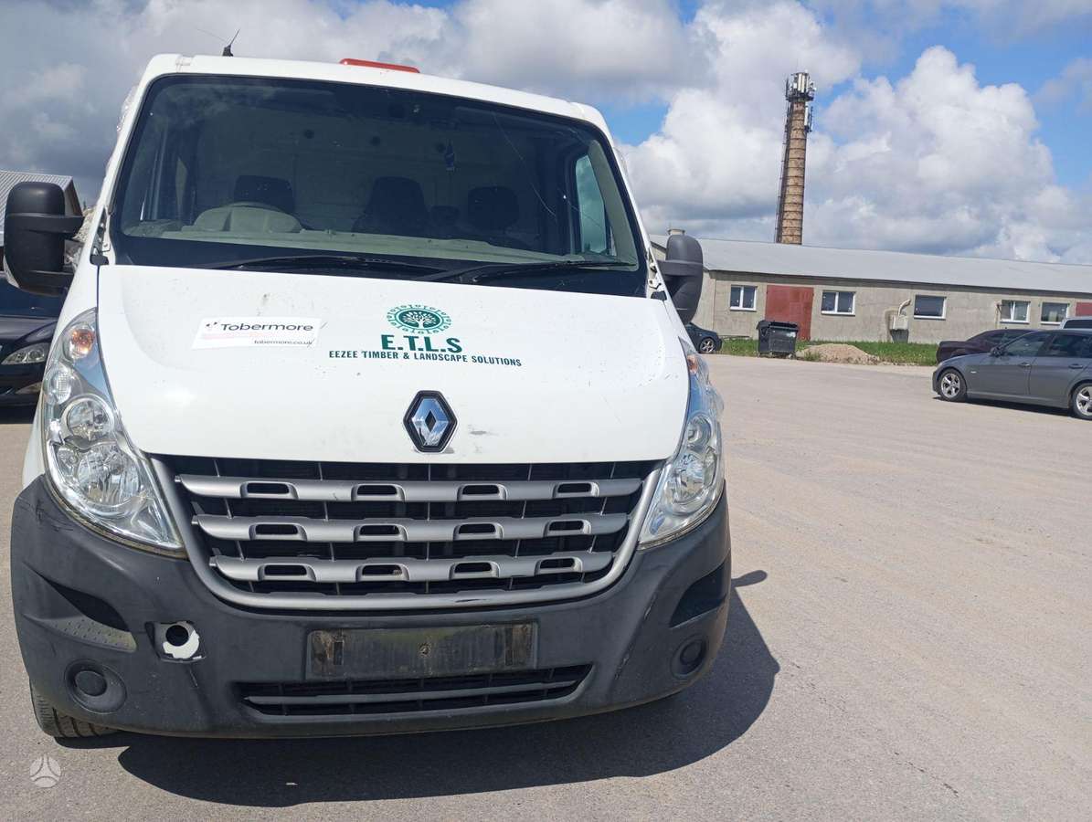 Renault Master, preču