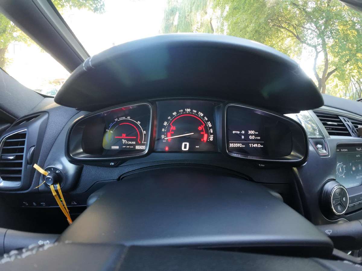 Citroen DS5, 2.0 l., hatchback