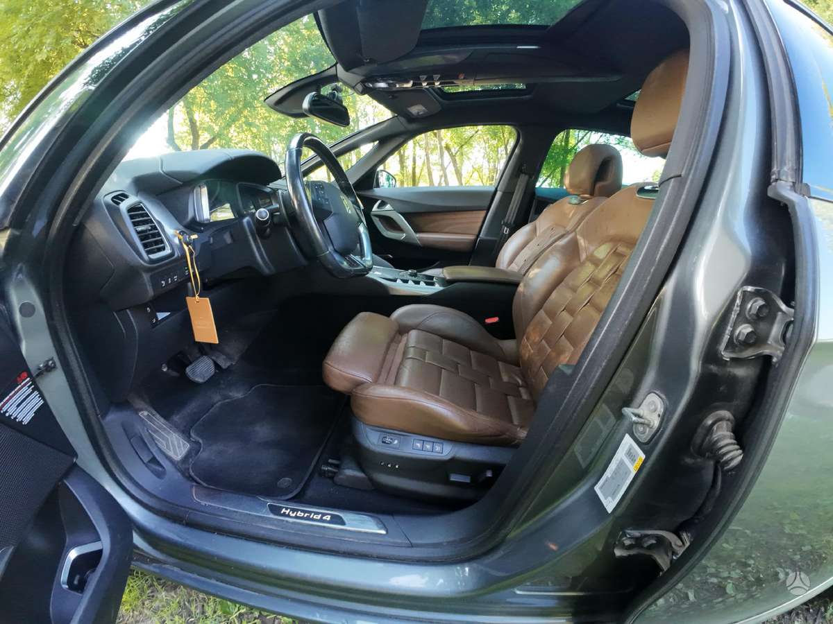 Citroen DS5, 2.0 l., hatchback