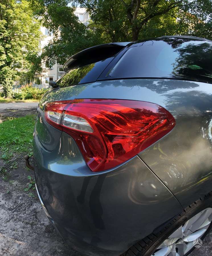 Citroen DS5, 2.0 l., hatchback