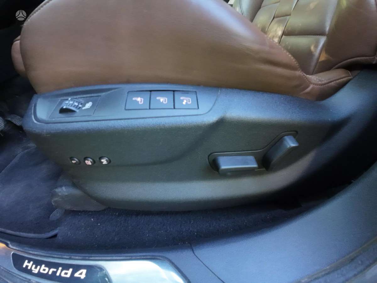 Citroen DS5, 2.0 l., hatchback