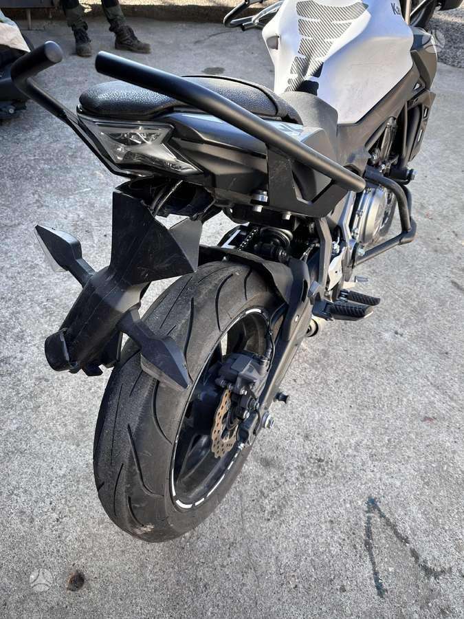 Kawasaki Z 649cc, street / classic