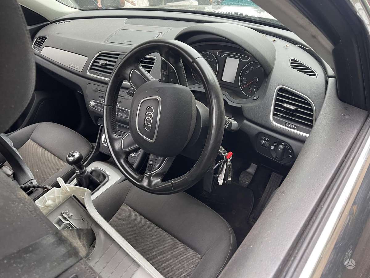 Audi Q3 dalimis