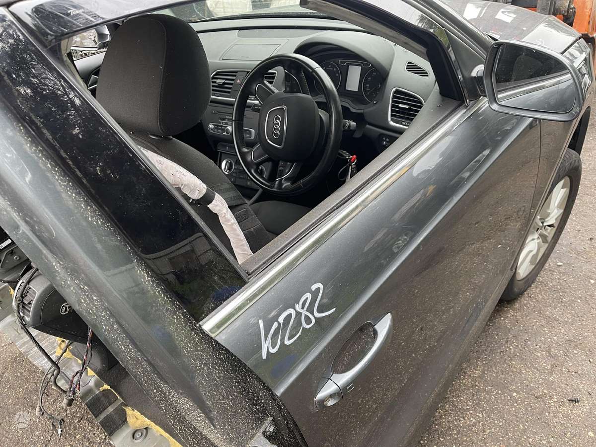Audi Q3 dalimis