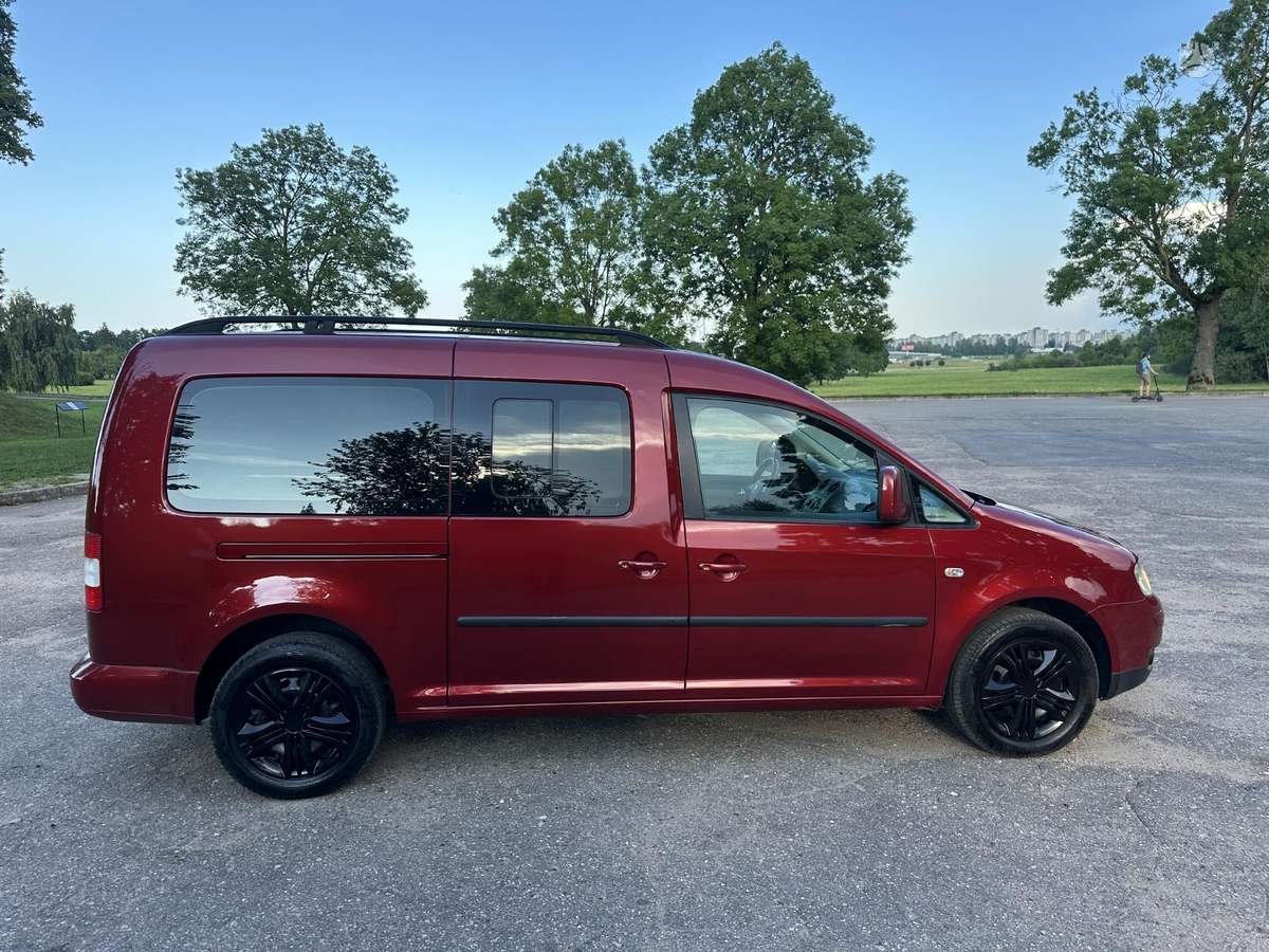 Volkswagen Caddy Maxi - 4