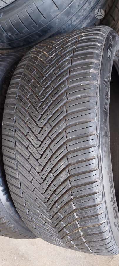 Continental, all-season 245/45 R19
