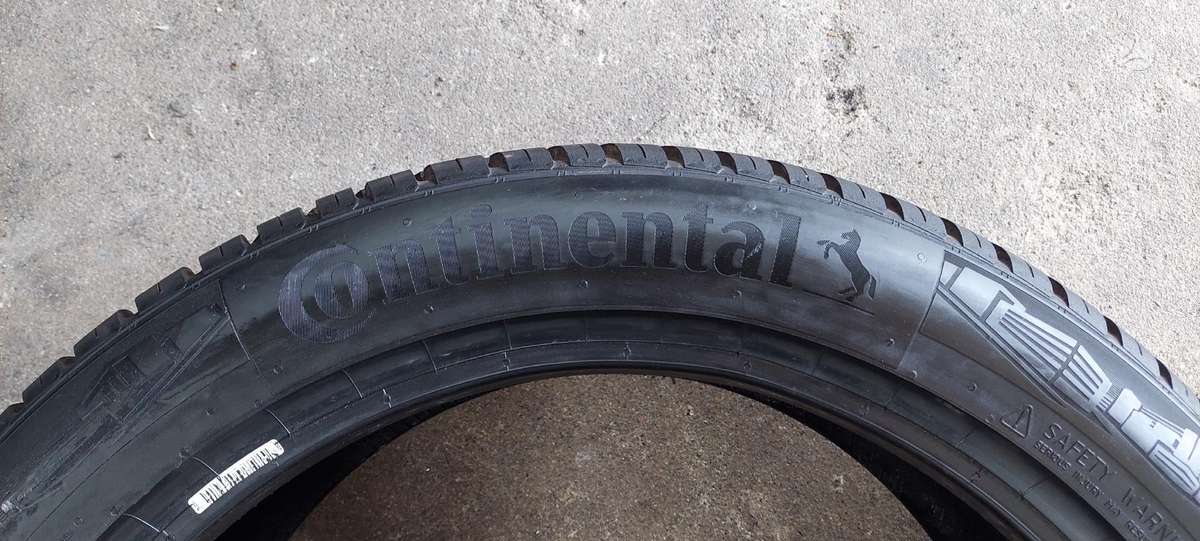Continental, all-season 245/45 R19