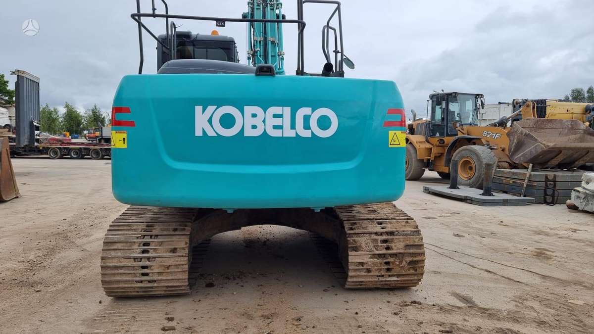Kobelco SK 210 LC-9, ekskavatoriai