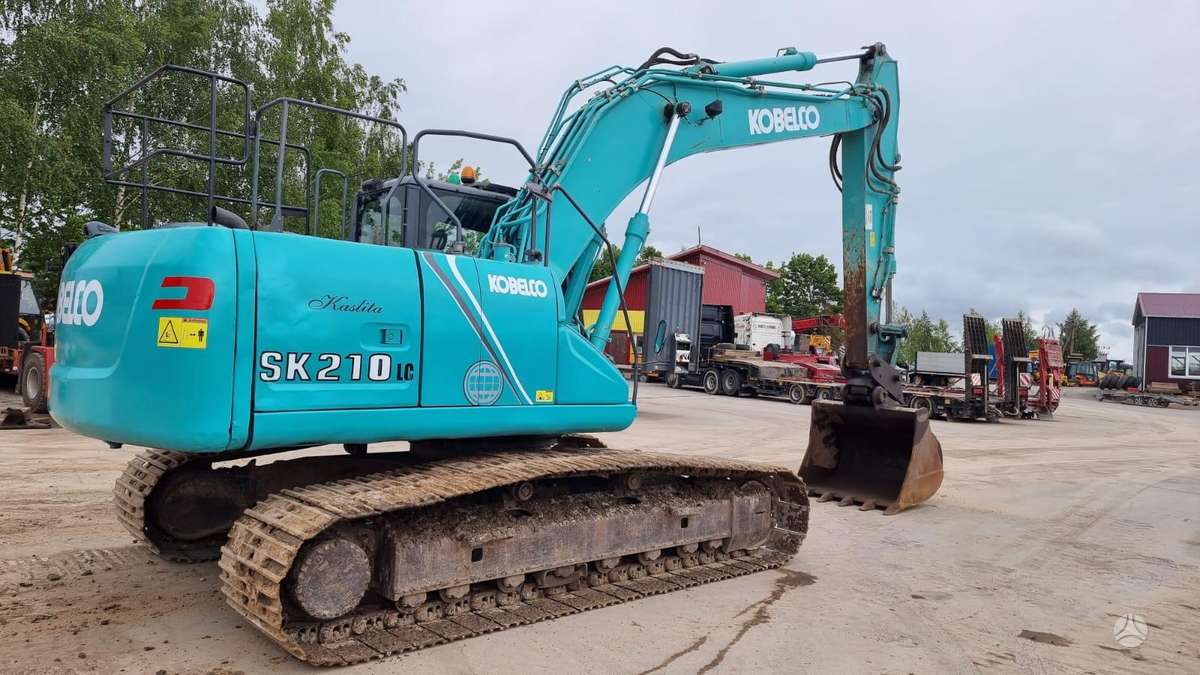 Kobelco SK 210 LC-9, ekskavatoriai