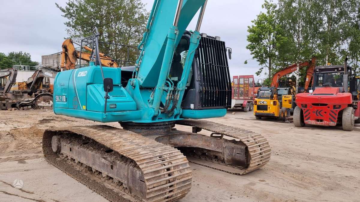 Kobelco SK 210 LC-9, ekskavatoriai