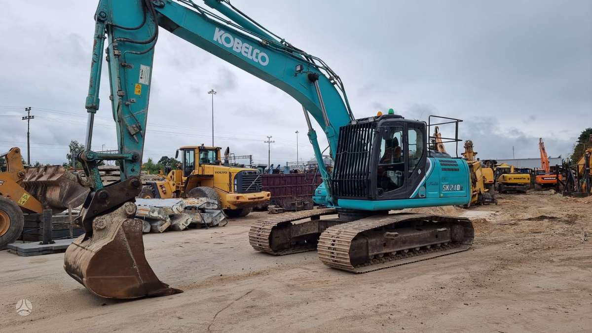 Kobelco SK 210 LC-9, ekskavatoriai