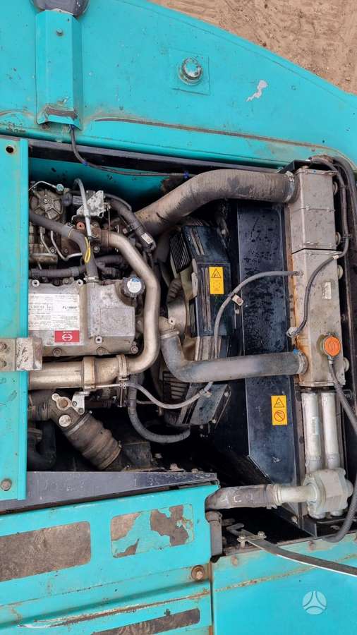 Kobelco SK 210 LC-9, ekskavatoriai