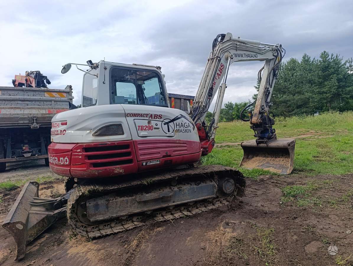 Takeuchi TB290, statybos transporto nuoma