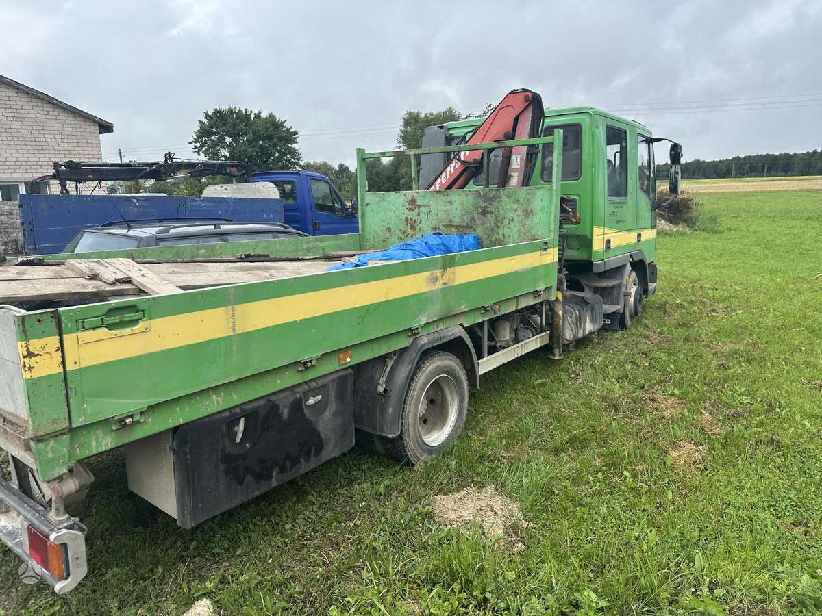Iveco 80E15, с краном