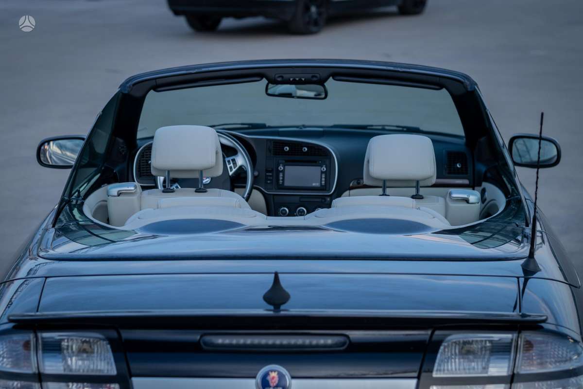 Saab 9-3, 1.9 l., convertible