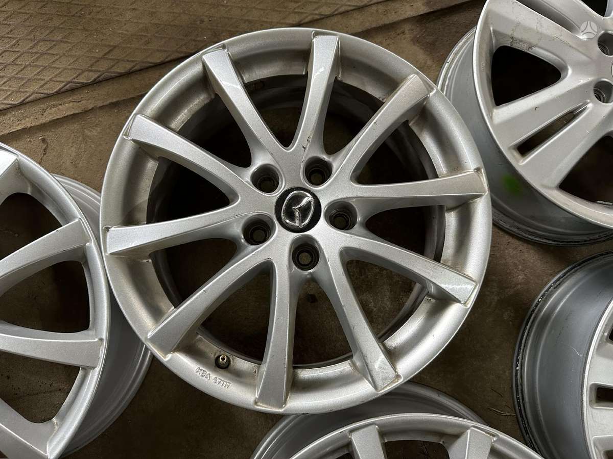 Mazda, vieglmetāla, R17