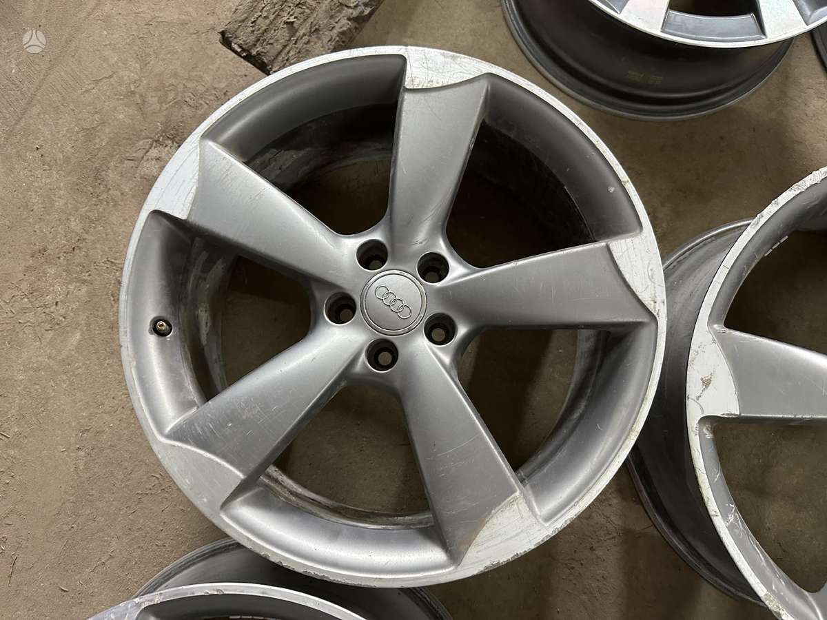 Audi 4G0601025AC, light alloy, R20