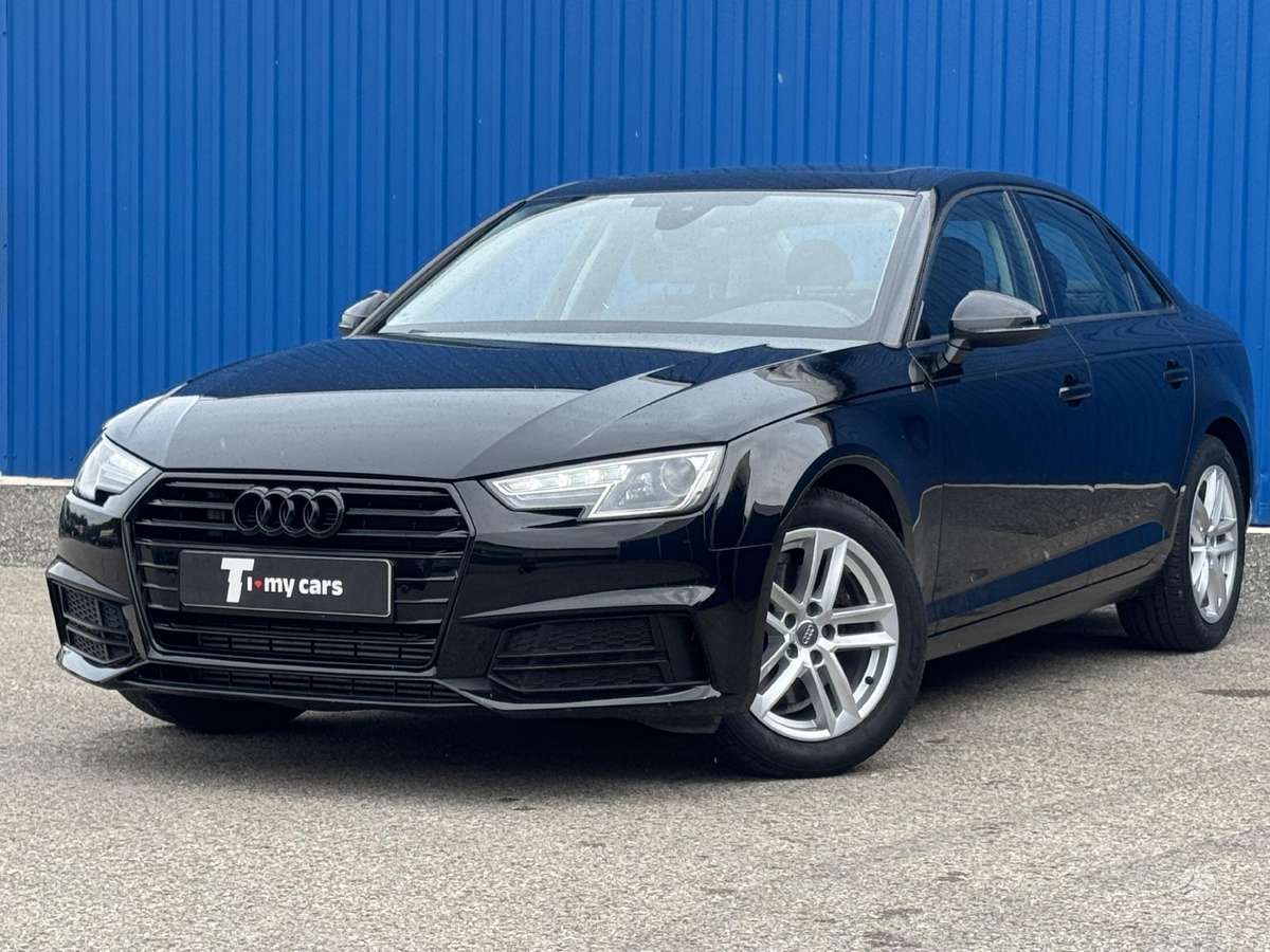 Audi A4, 2.0 l., Седан