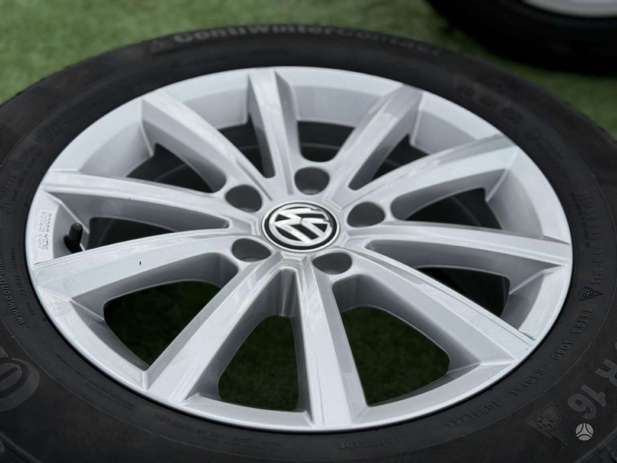 Continental, всесезонные 215/60 R16