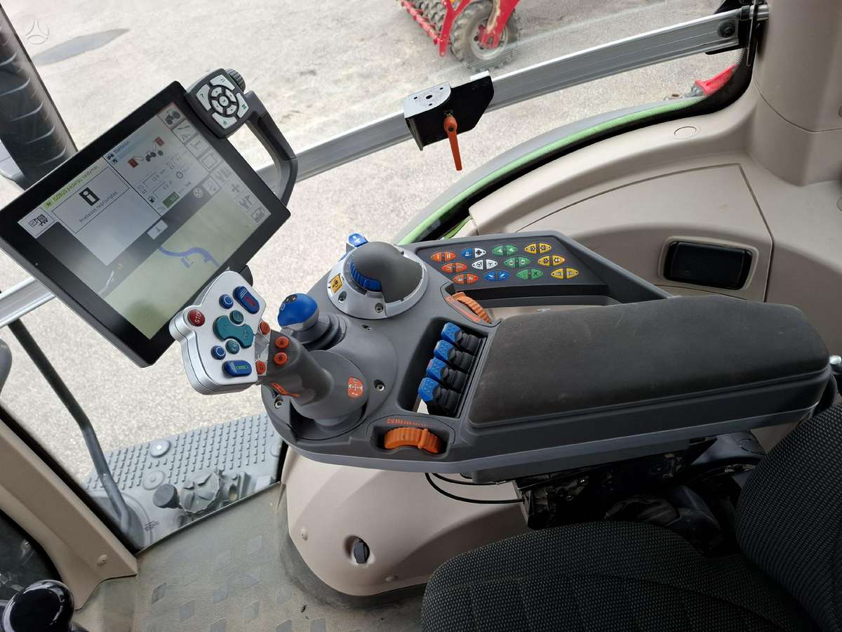 Fendt 828 Vario ProfiPlus (new engin, тракторы