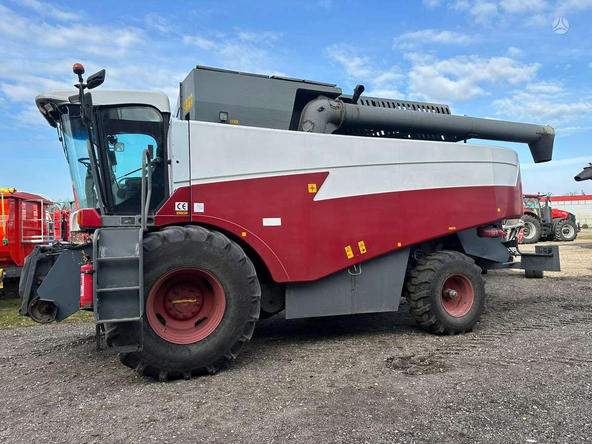 Rostselmash ACROS 540, комбайны