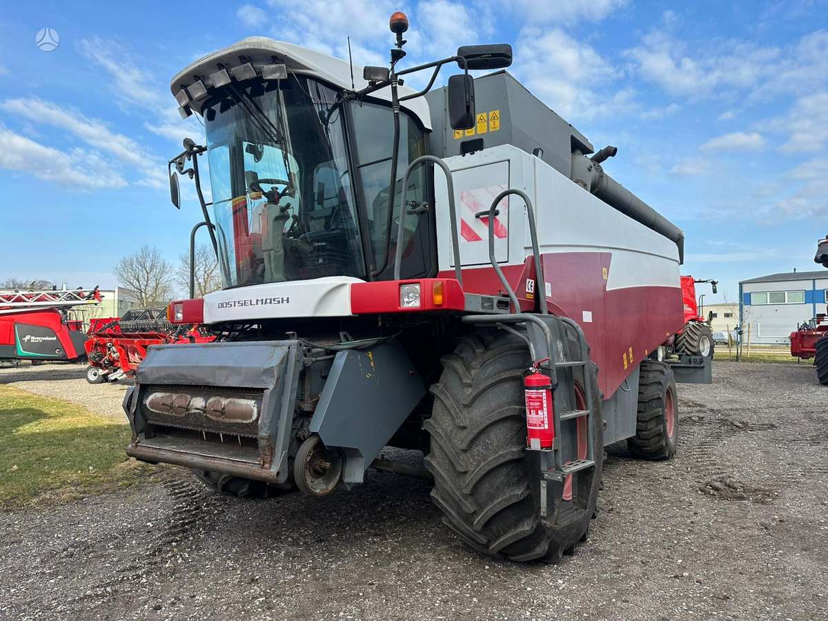 Rostselmash ACROS 540, комбайны
