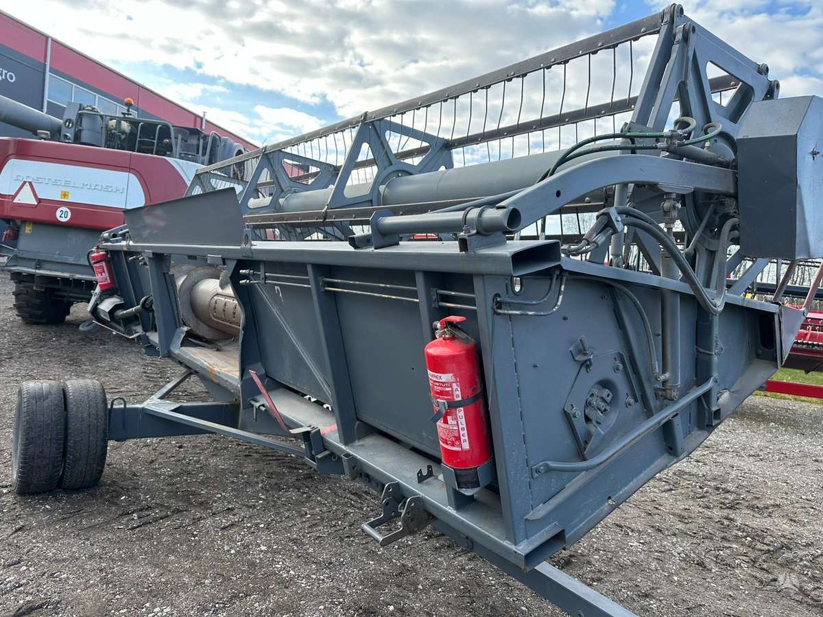 Rostselmash ACROS 540, комбайны