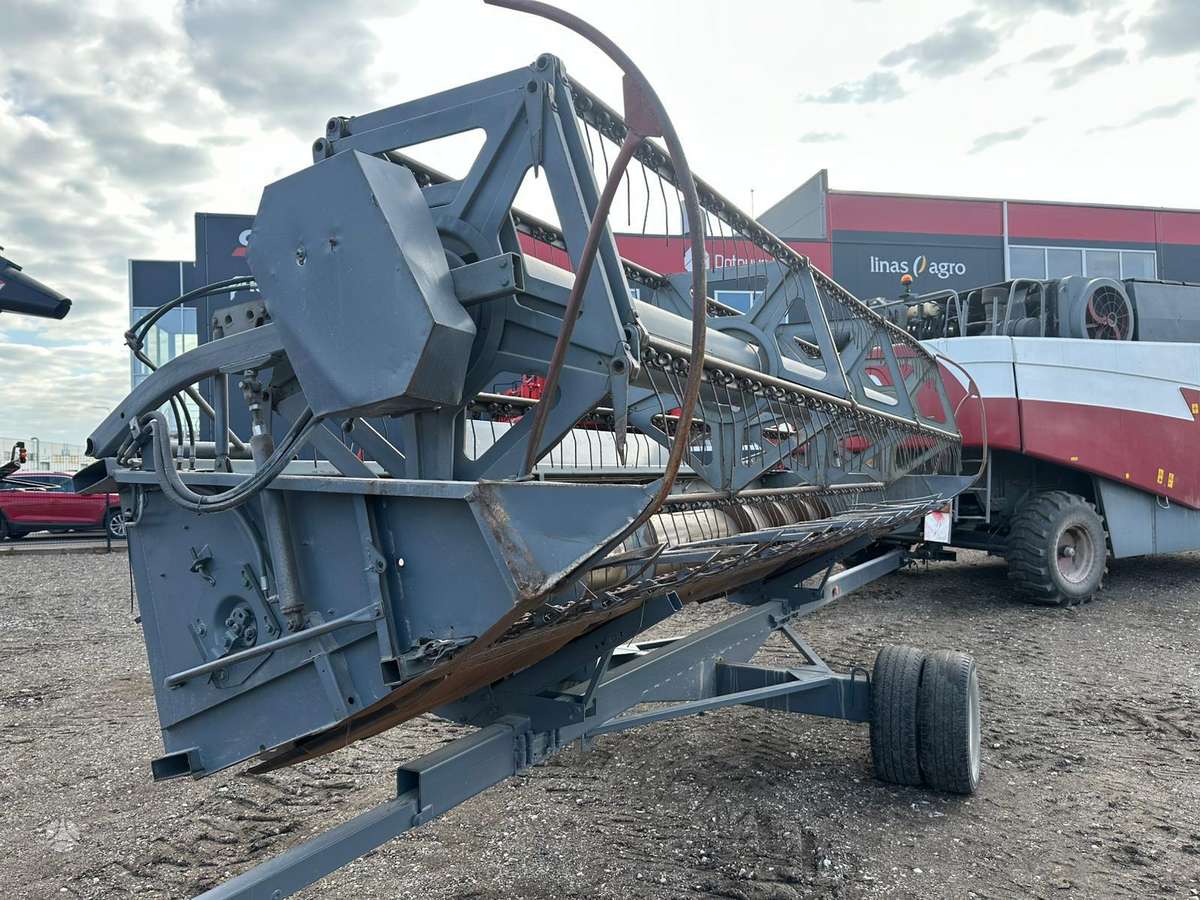Rostselmash ACROS 540, комбайны