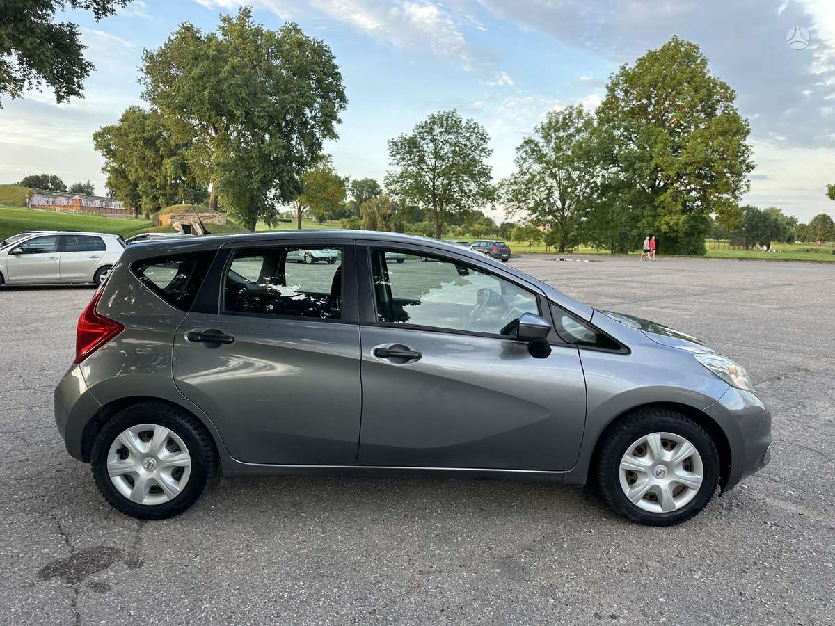 Nissan Note, 1.2 l., hatchback