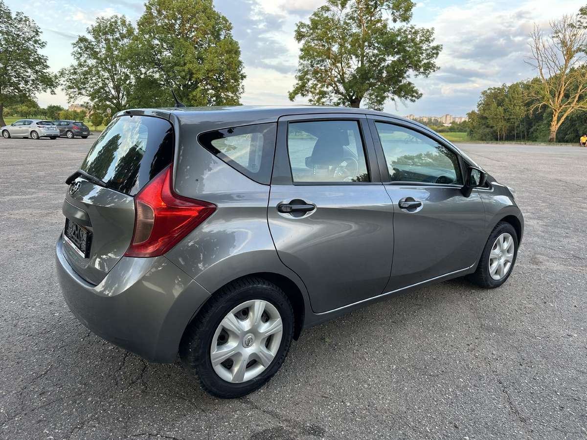 Nissan Note, 1.2 l., hatchback