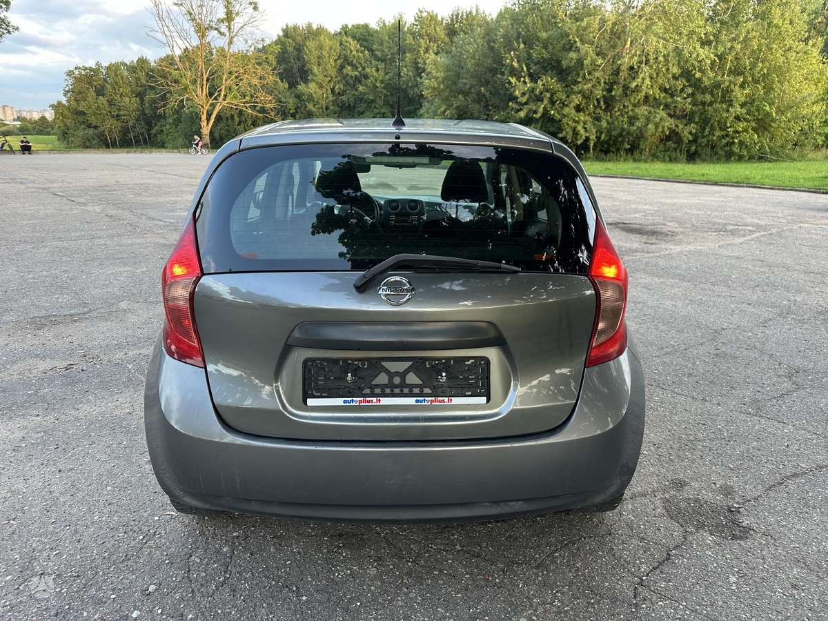 Nissan Note, 1.2 l., hatchback