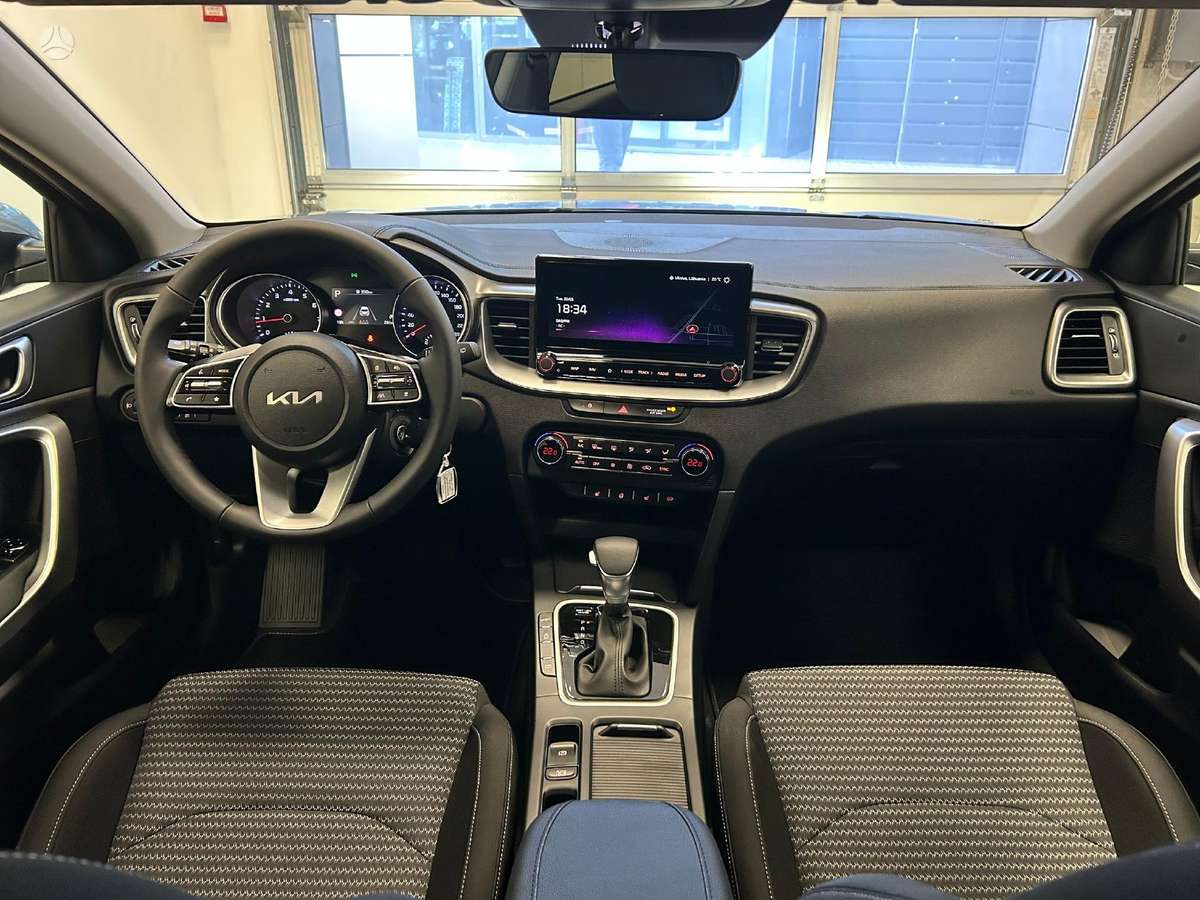 Kia XCeed, 1.5 l., Хэтчбек