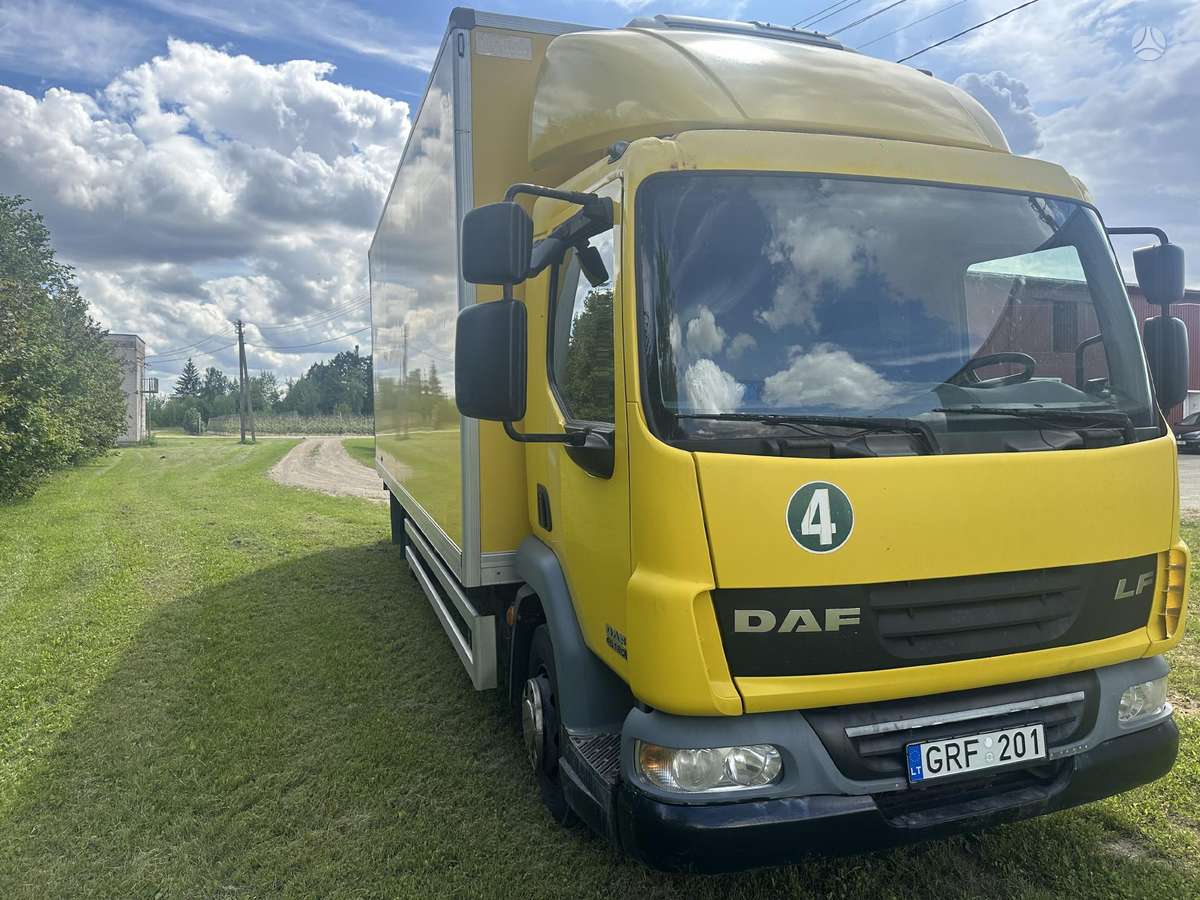 DAF LF 45.180, box trucks / box vans