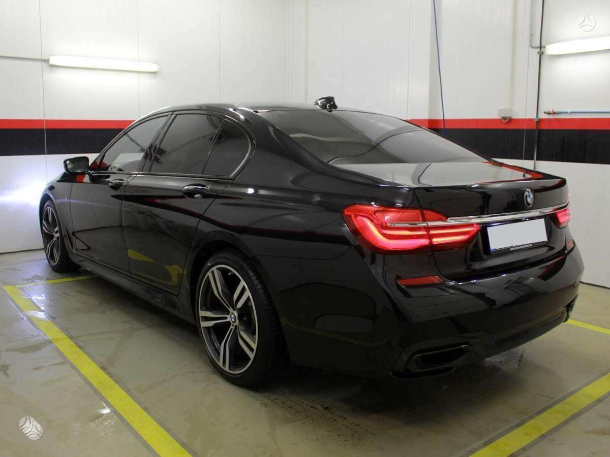 BMW 740, 3.0 l., Седан