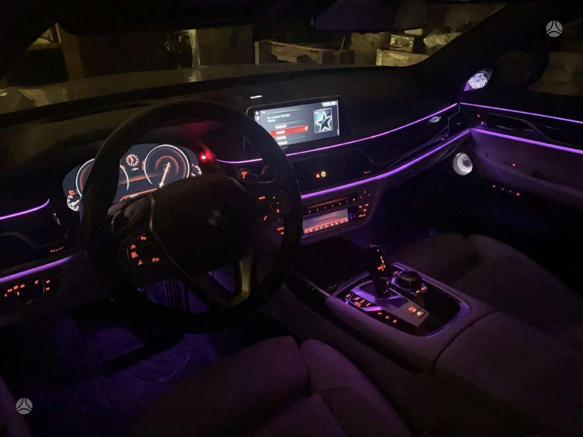 BMW 740, 3.0 l., Седан