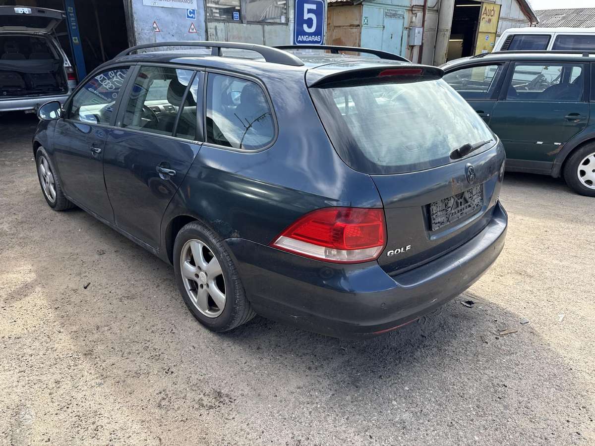Volkswagen Golf Minsko pl 33a 5 angaras
