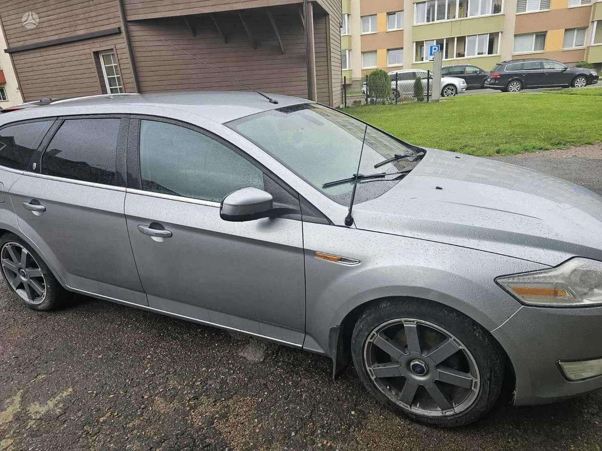 Ford Mondeo аксессуары и эксплоатационные материалы