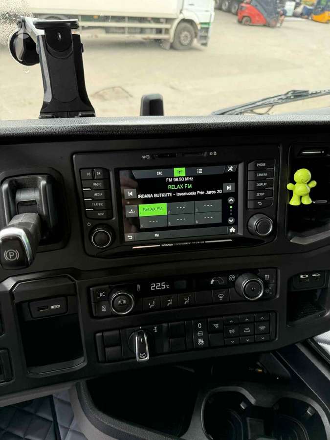 Scania S450, double sleeper