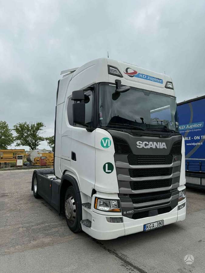 Scania S450, double sleeper