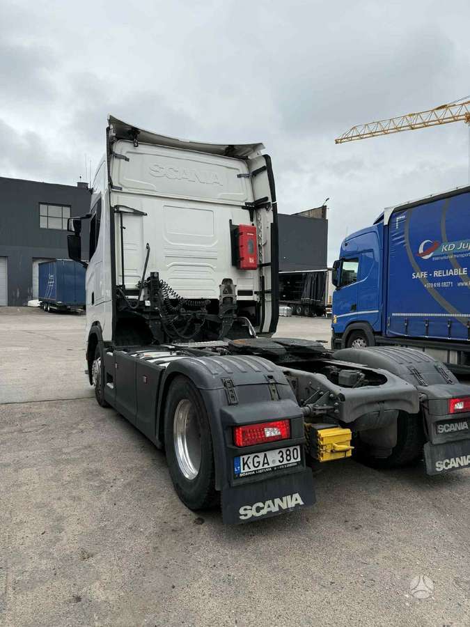 Scania S450, double sleeper