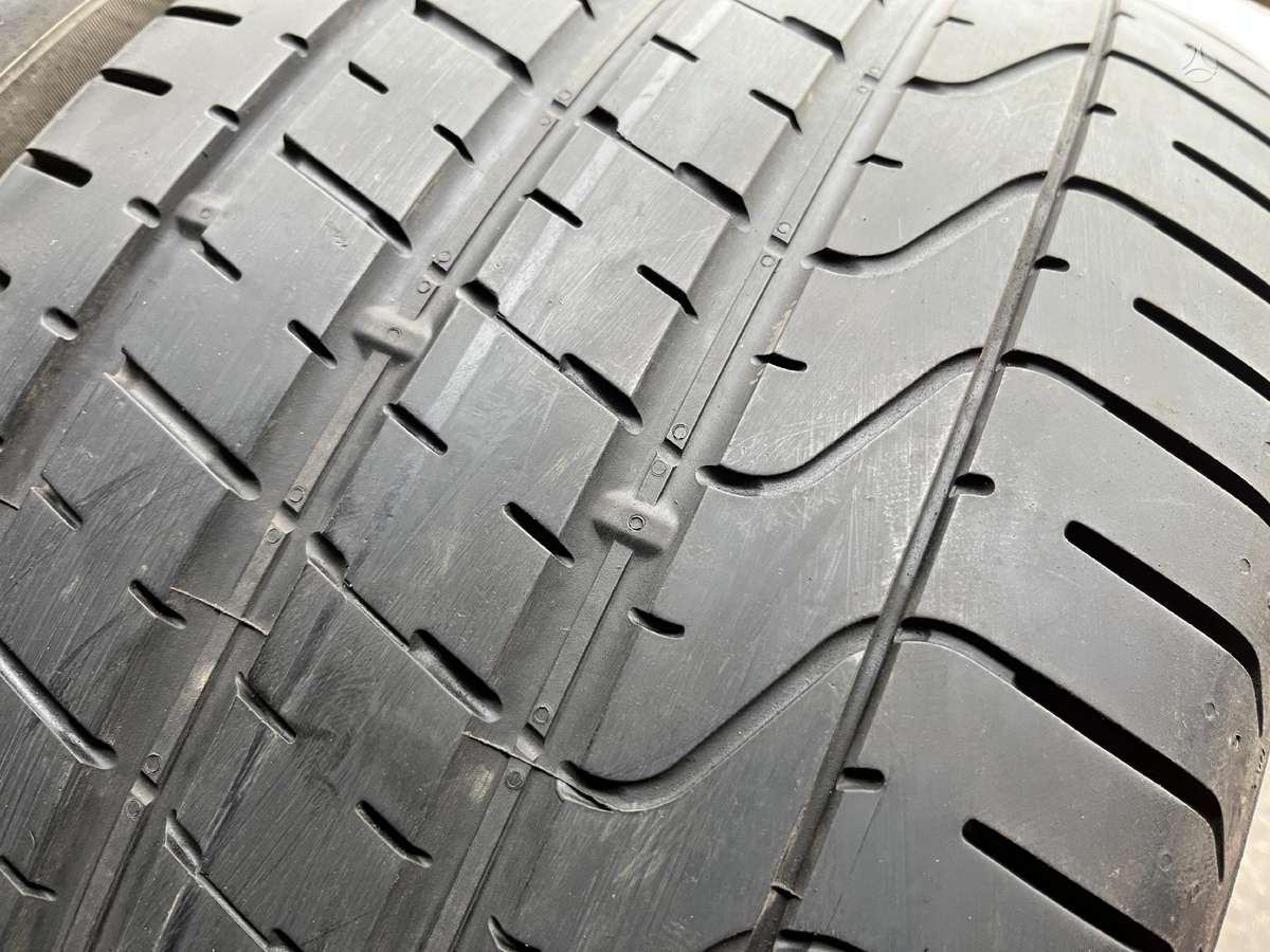 Pirelli PZero, summer 295/35 R21