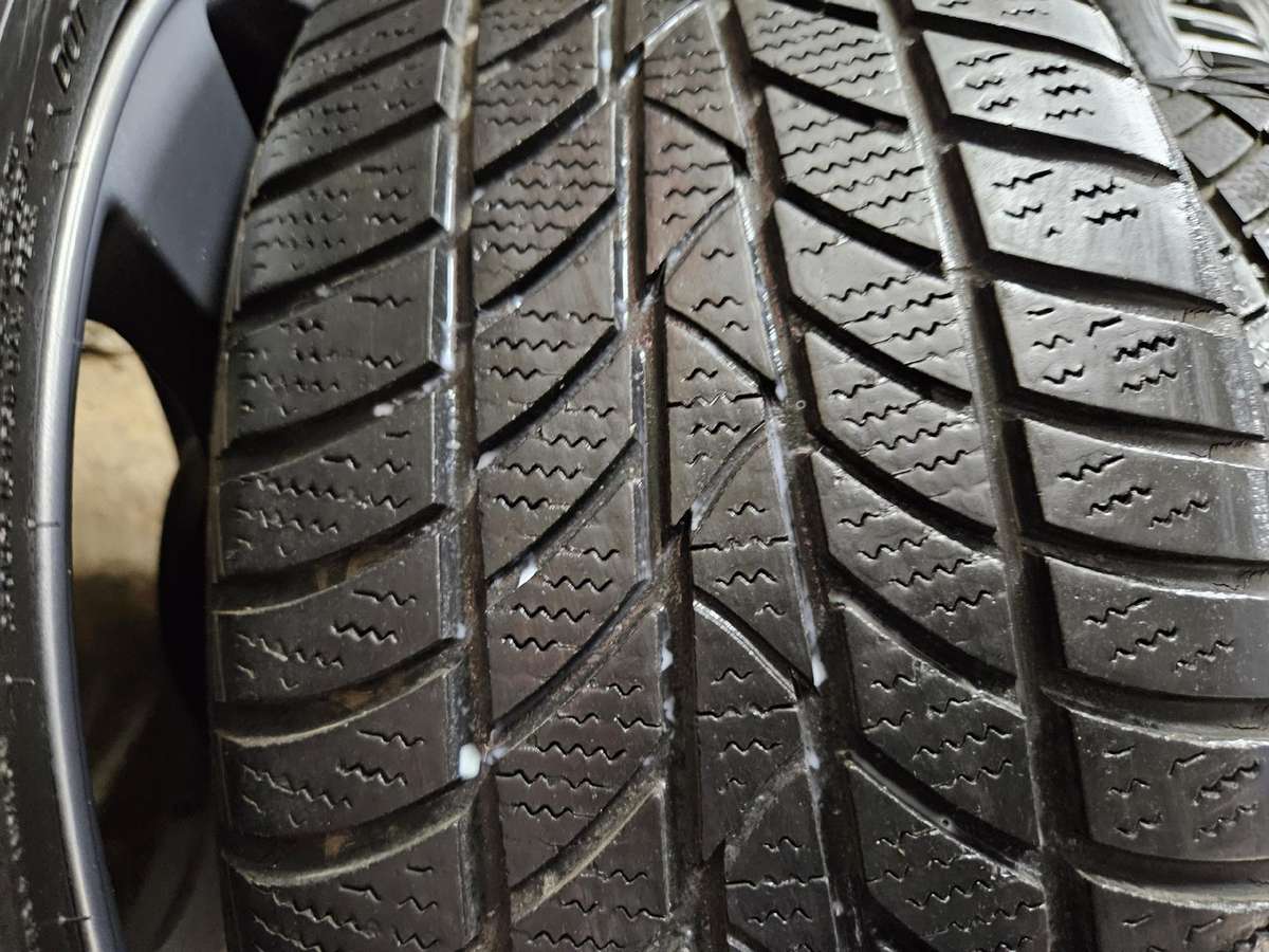Audi A4/A6, lengvojo lydinio, R17