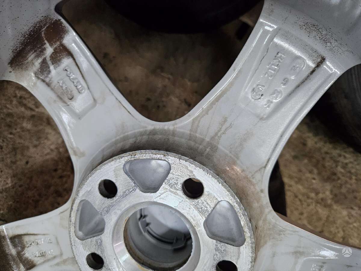 Volkswagen Pasat, light alloy, R17