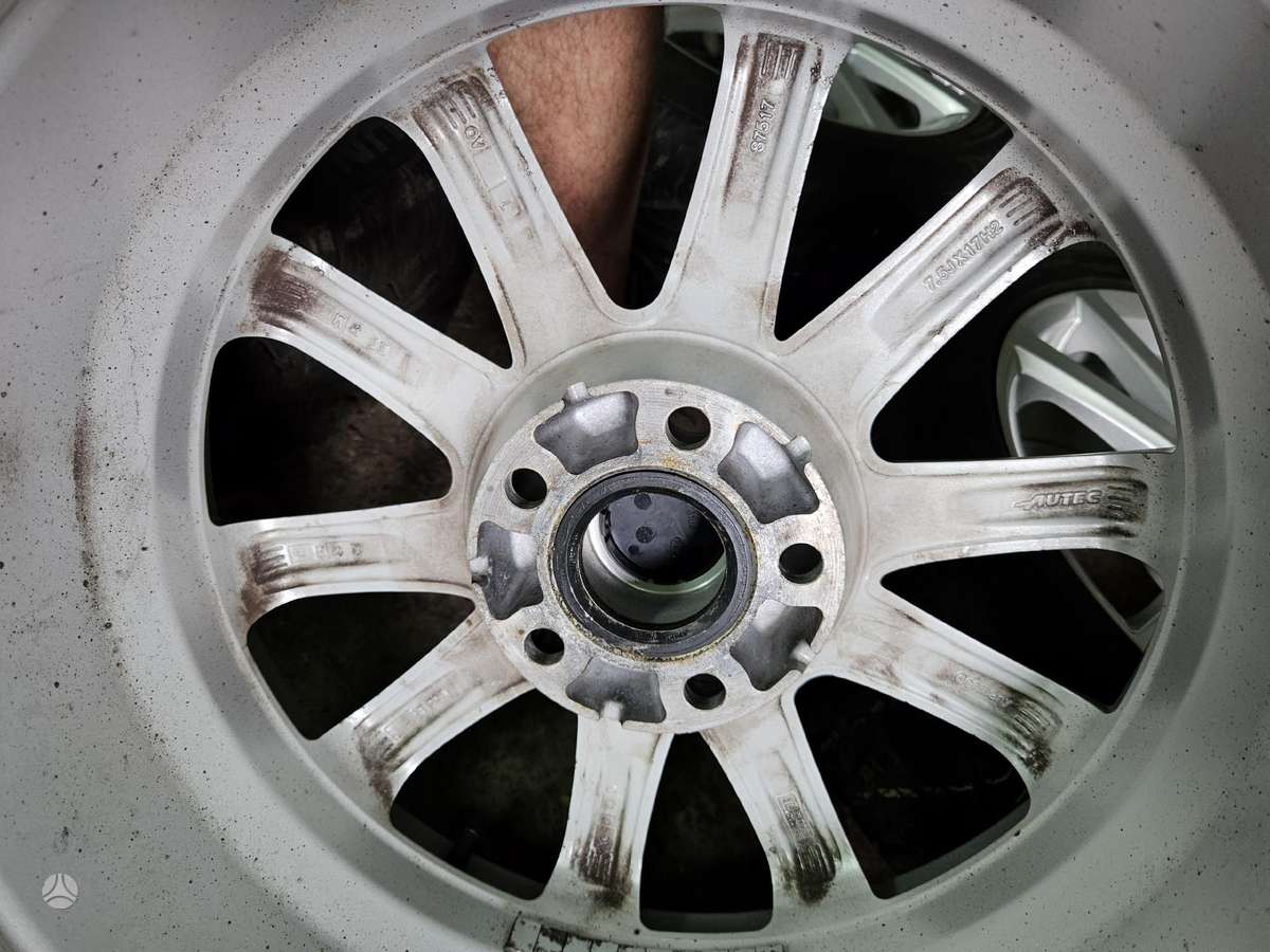 Audi Q3, light alloy, R17