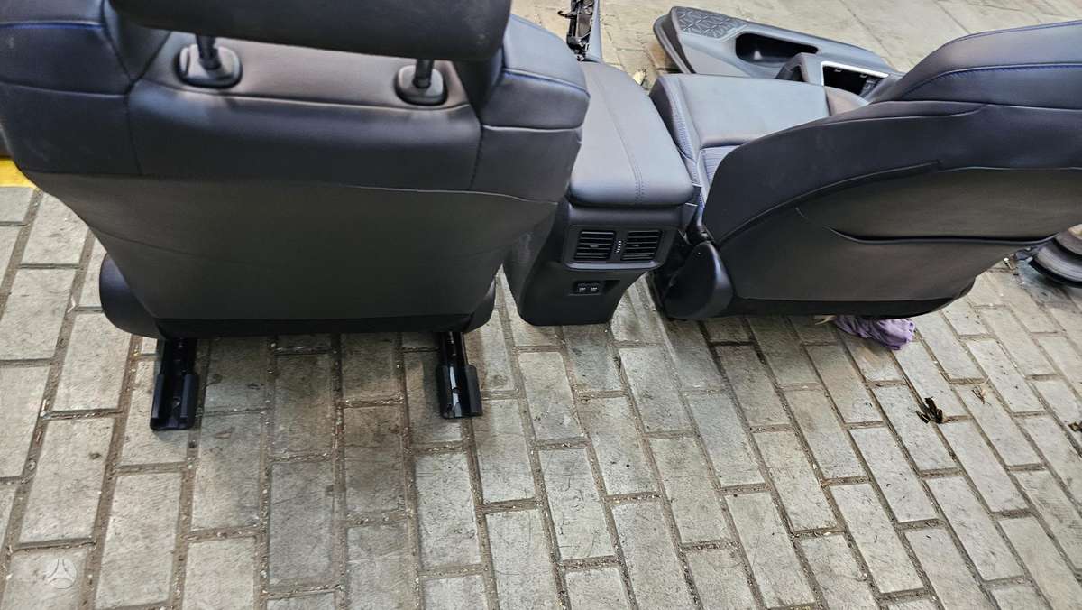 Toyota RAV4 rezerves daļās