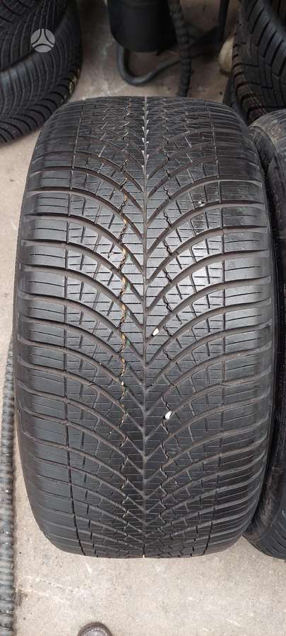 Goodyear, universalios 245/40 R18
