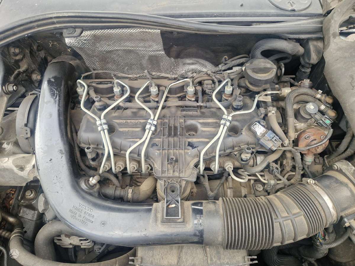 Volvo V60 for parts