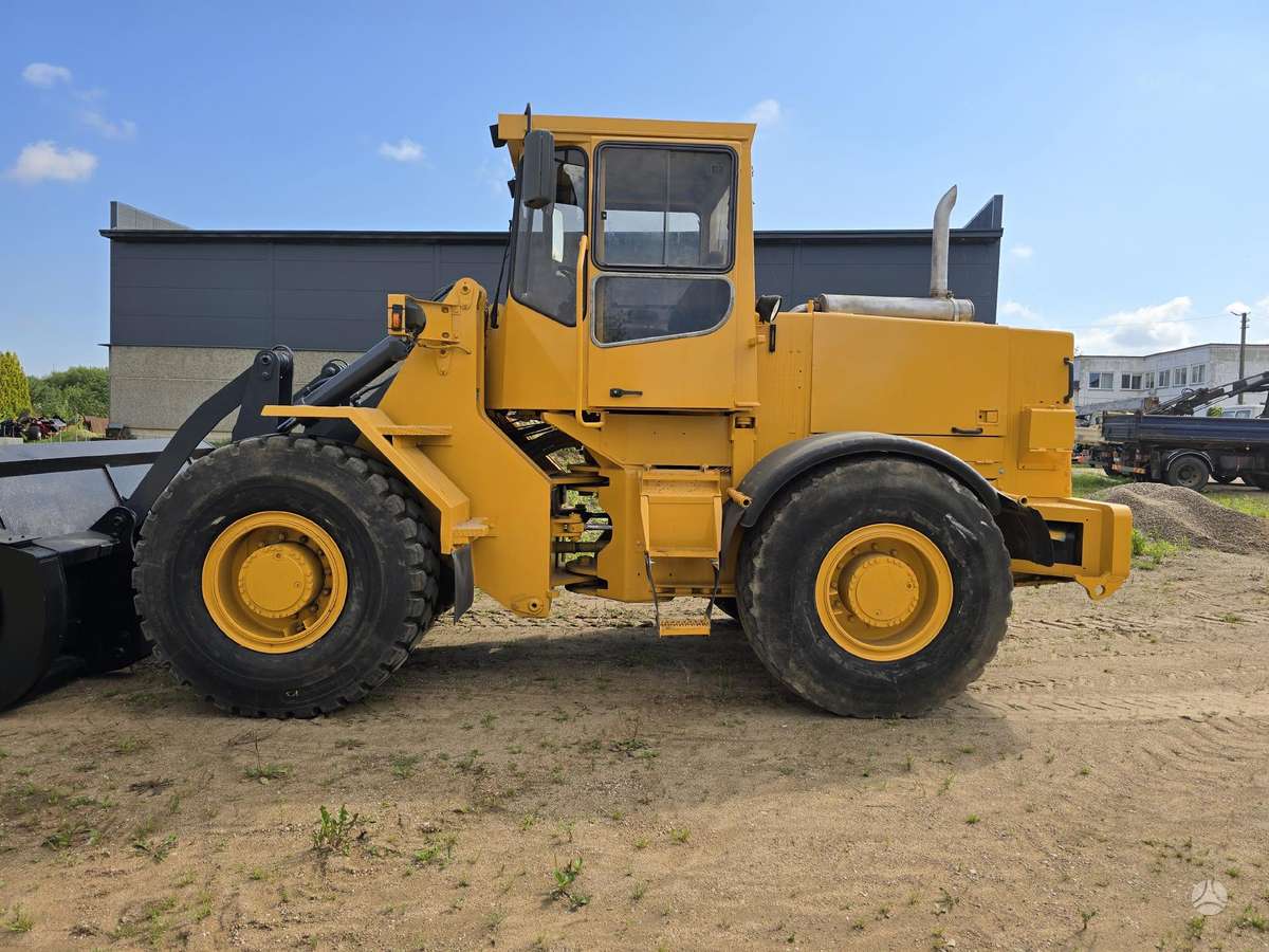 Volvo L14, frontal loader