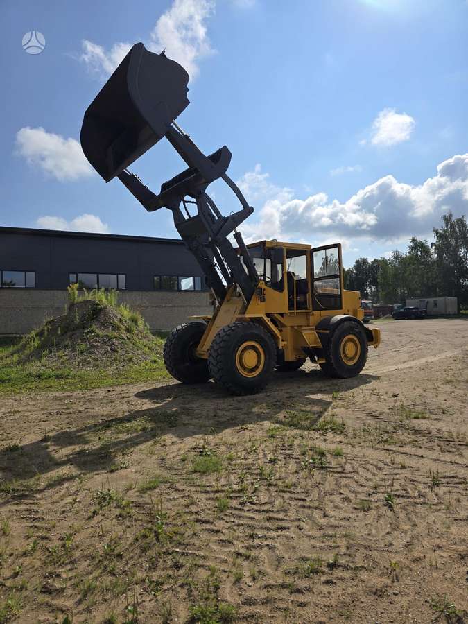 Volvo L14, frontal loader